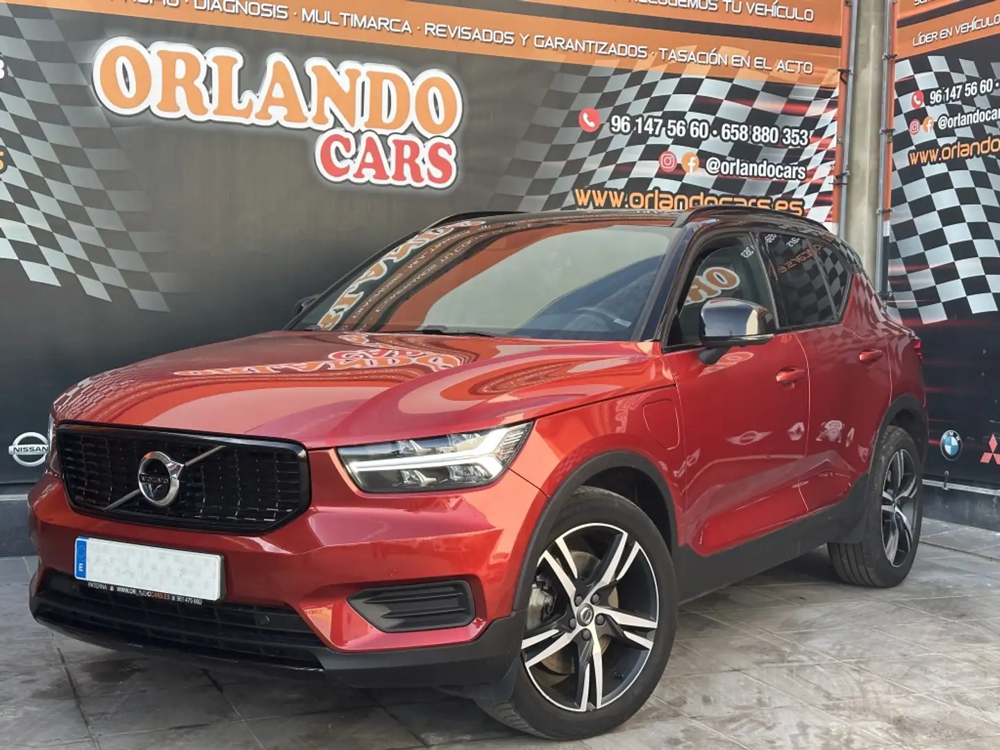 Volvo XC40 T5 Twin R-Design Aut. Burdeos - 2