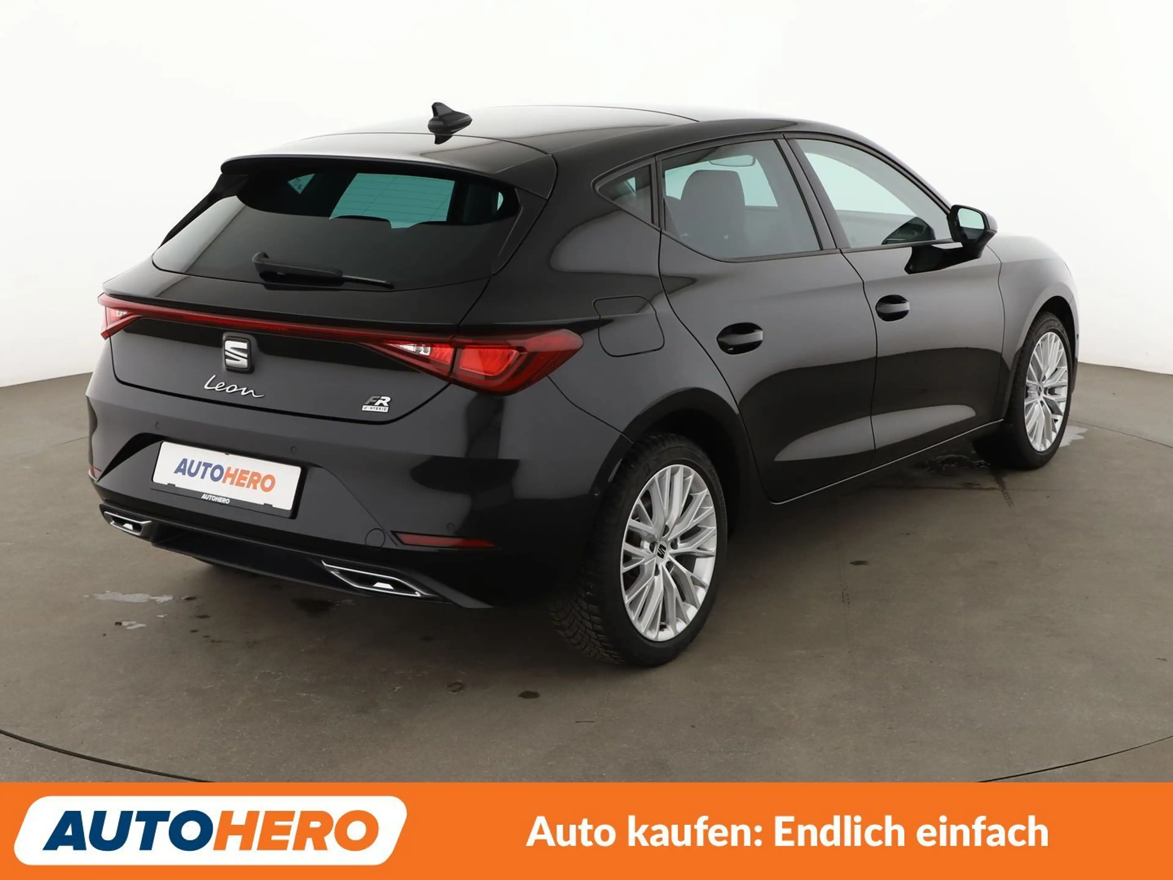 SEAT Leon e-Hybrid 1.4 TSI e-HYBRID FR Aut*NAVI*LED*ACC*PDC*SHZ* — photo 6