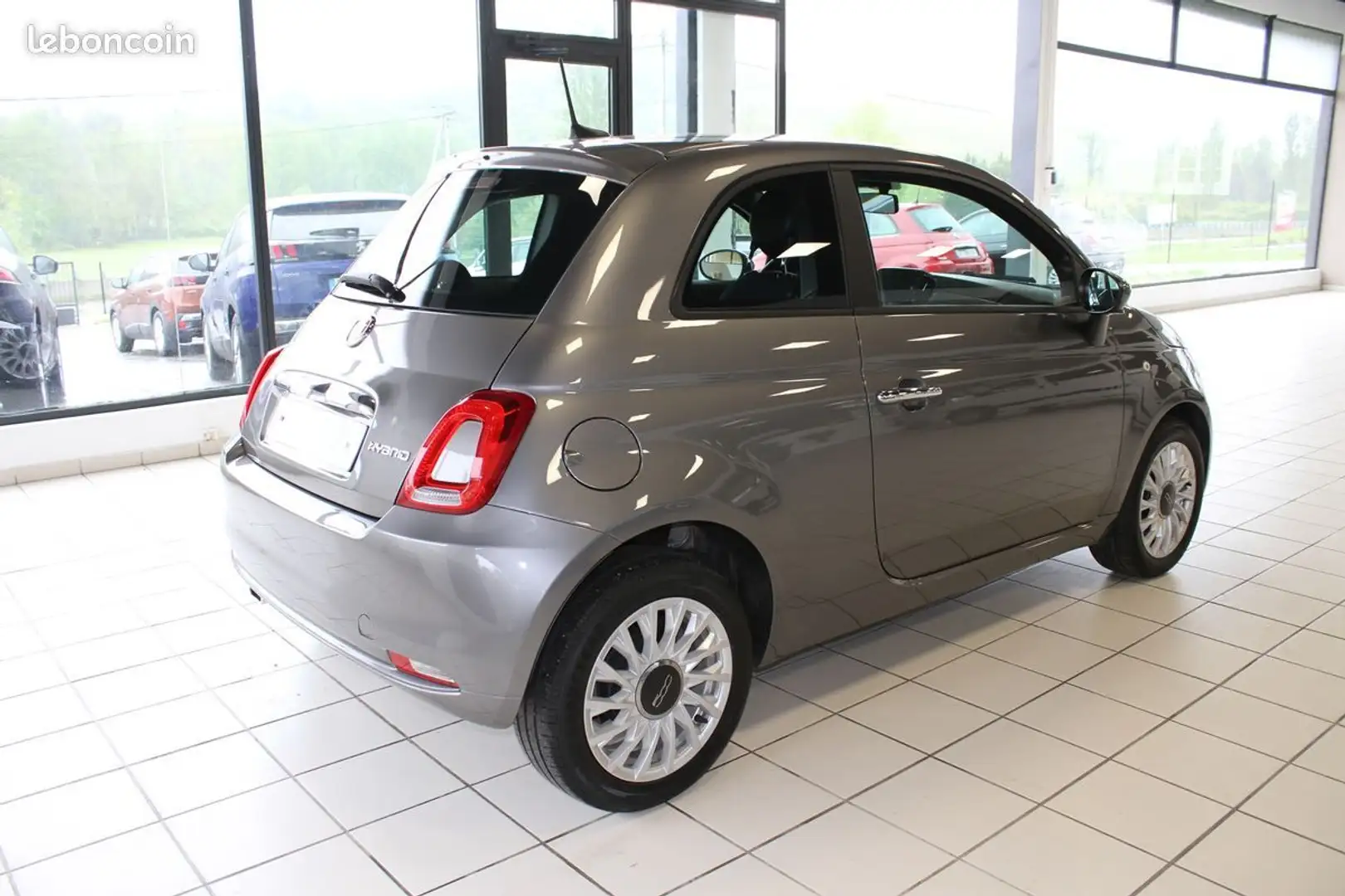 Fiat 500 1.0 Hybride 70 ch Lounge S-S 1er Main Garantie 12 Mois Gris - 2