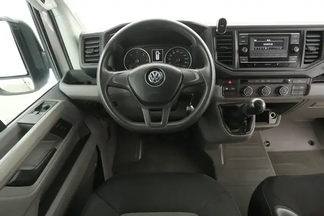 Volkswagen Crafter view 2