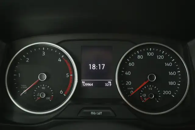 Volkswagen Crafter view 13