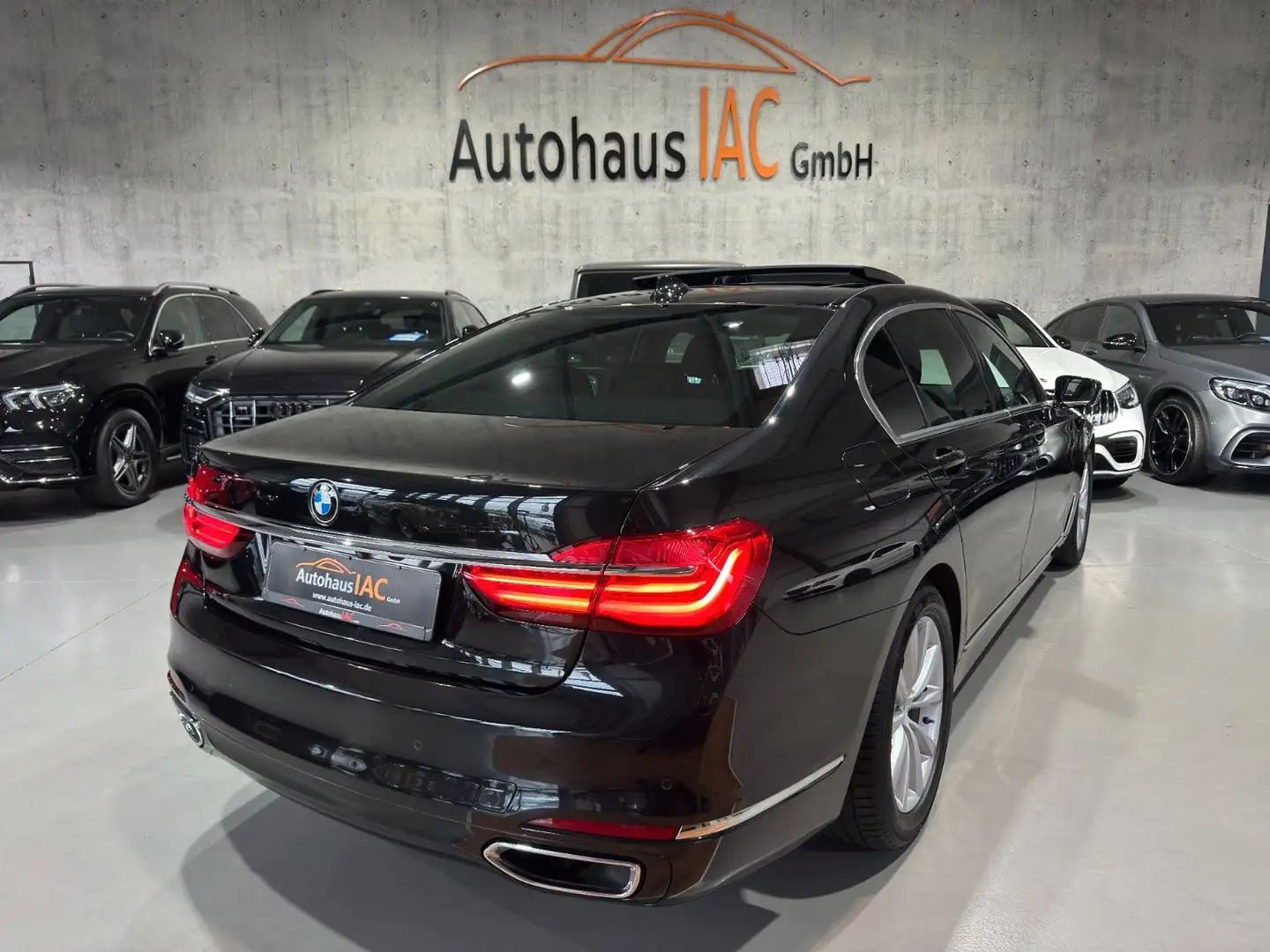 BMW 730 /L/d/xDrive/PANO/LED/RFK/4-ZONEN Noir - 2