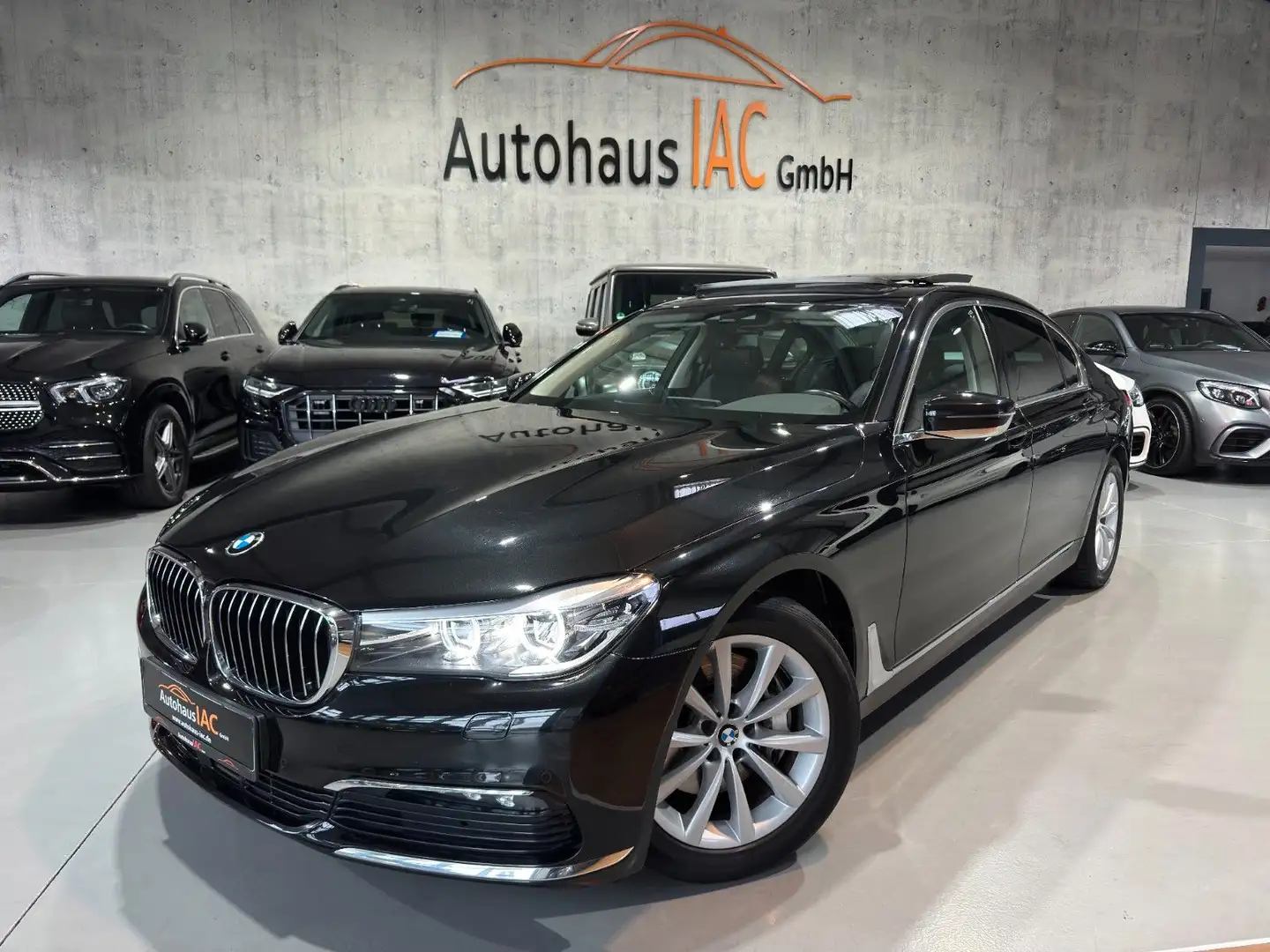 BMW 730 /L/d/xDrive/PANO/LED/RFK/4-ZONEN Noir - 1