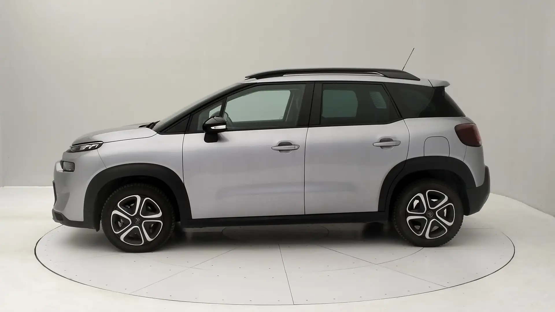 Citroen C3 Aircross 1.2 PureTech Feel Gri - 2