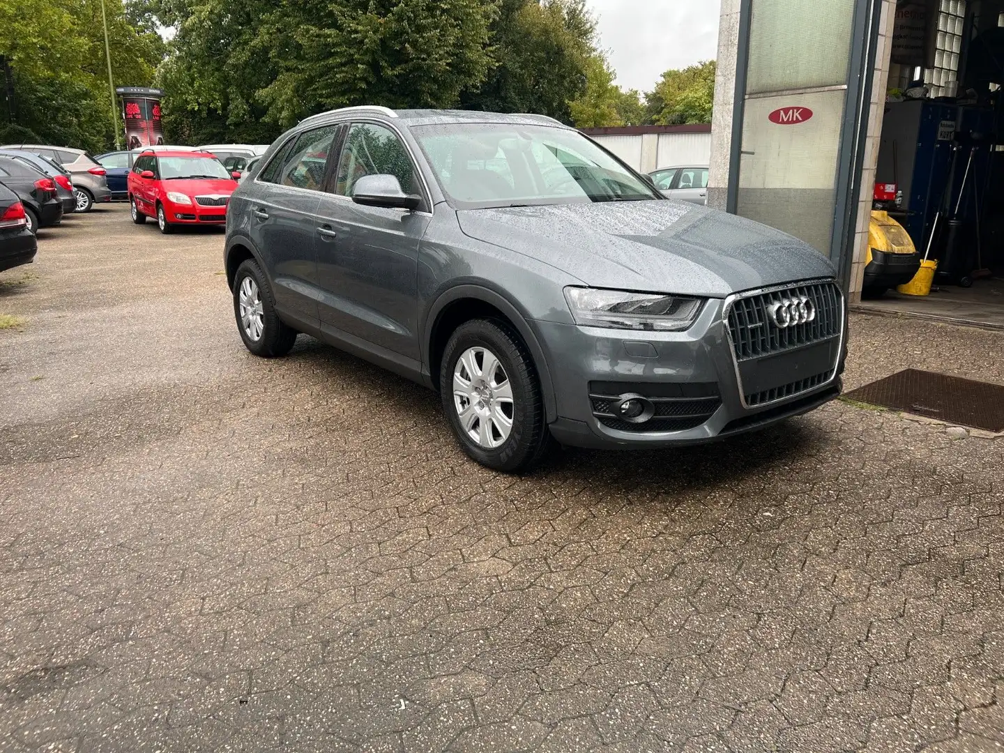 Audi Q3 2.0 TFSI quattro Climatronic-E Fenster-ABS Gris - 1
