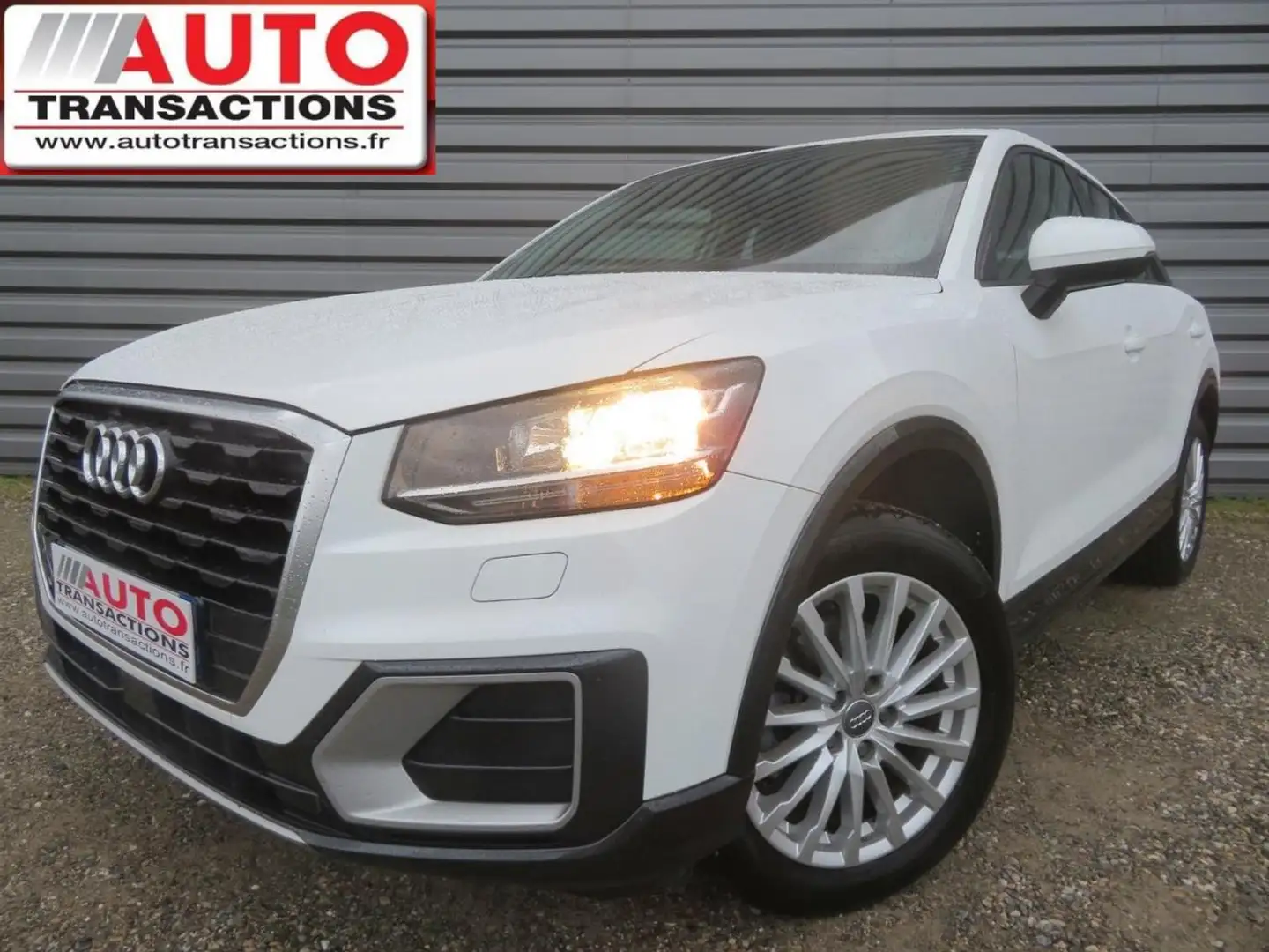 Audi Q2 1.6 30 TDI - 116 - BV S-tronic  Design Blanc - 1