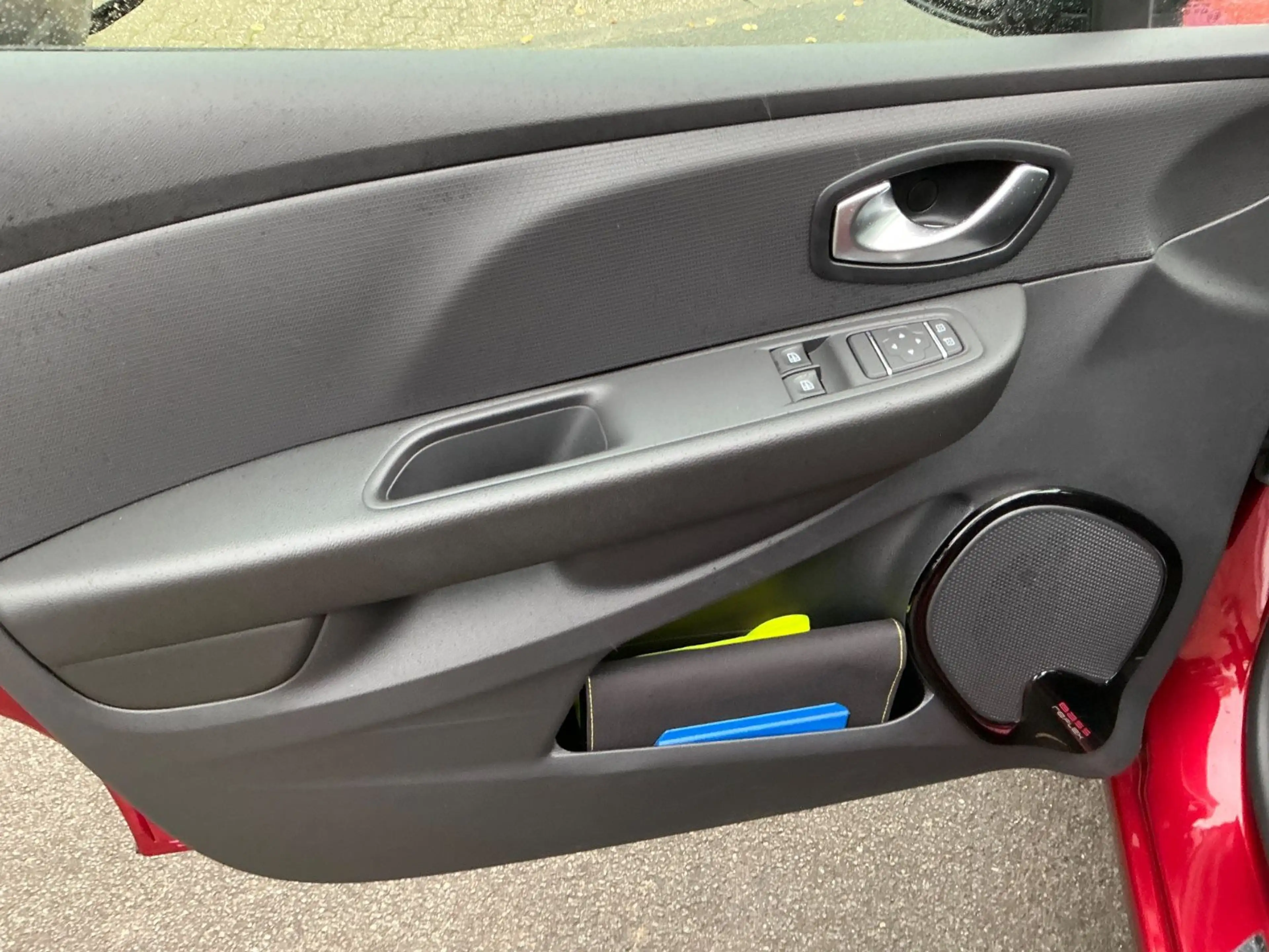 Renault Clio IV Limited BT Allwetter — photo 13