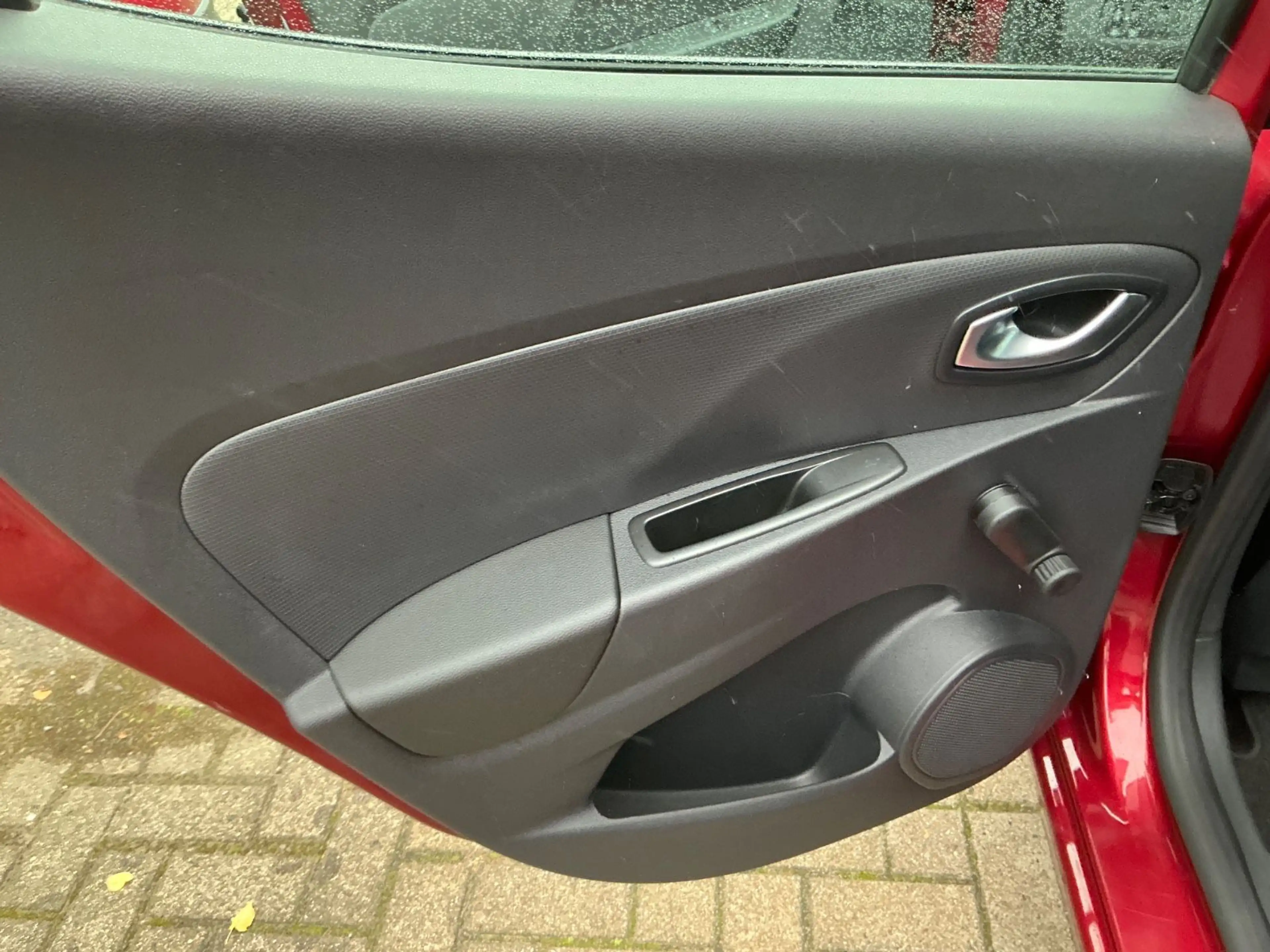Renault Clio IV Limited BT Allwetter — photo 14