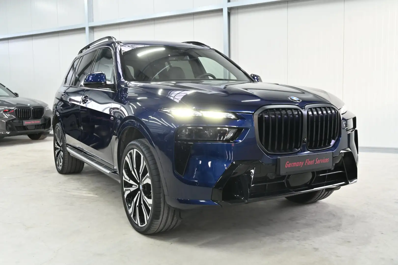 BMW X7 X7 40i M-Sport Pro LUFT*MASSAGE*INTEGRAL*SKY*B&W Bleu - 2