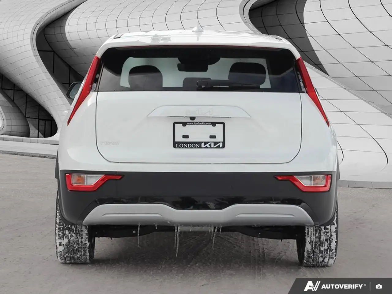Kia Niro снимка Kia Niro
