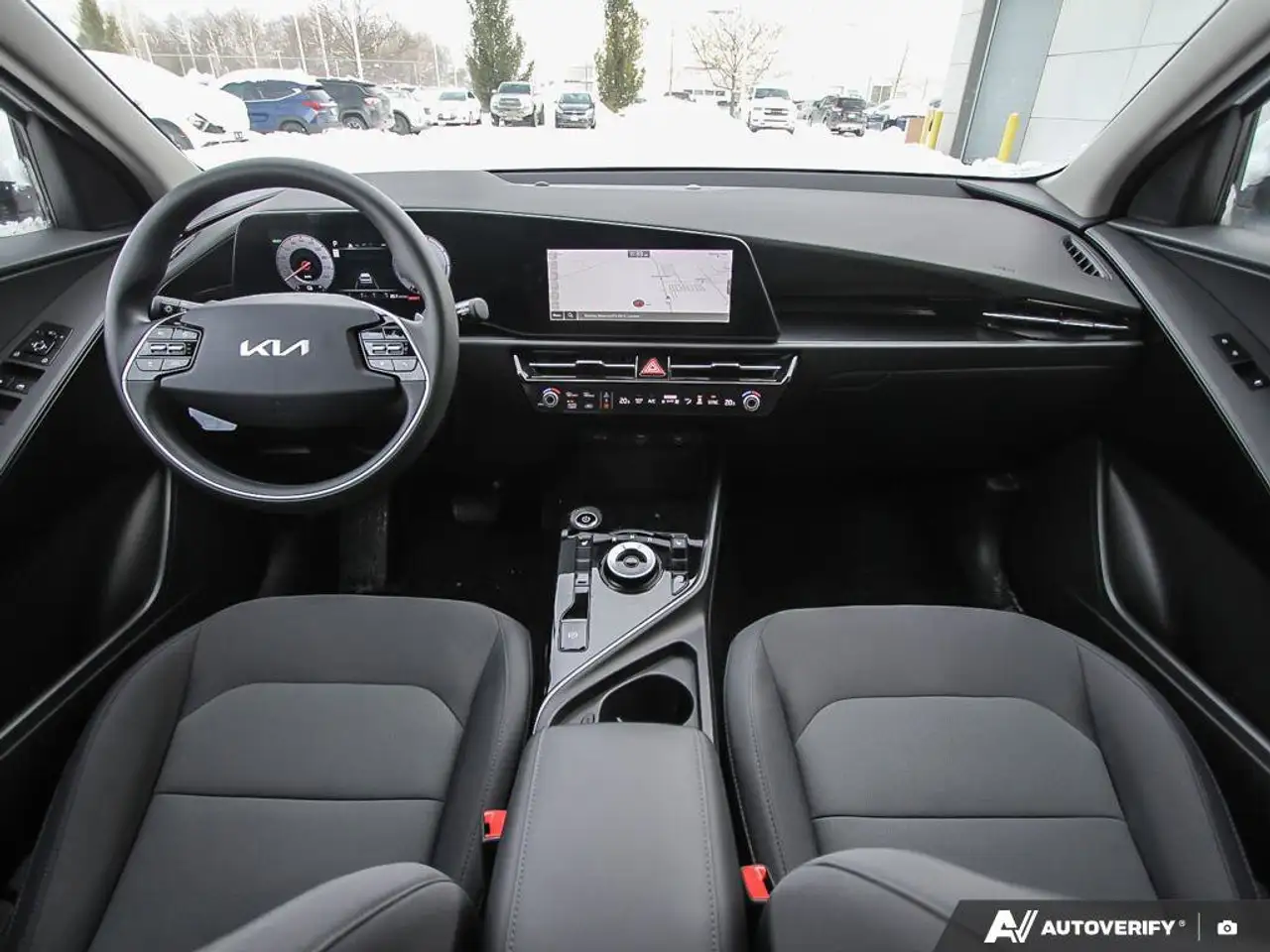 Kia Niro снимка Kia Niro