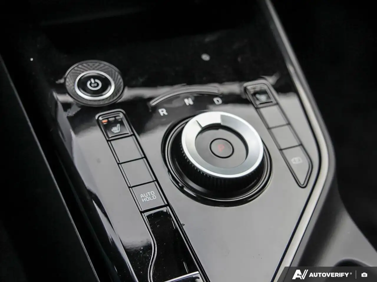Kia Niro снимка Kia Niro
