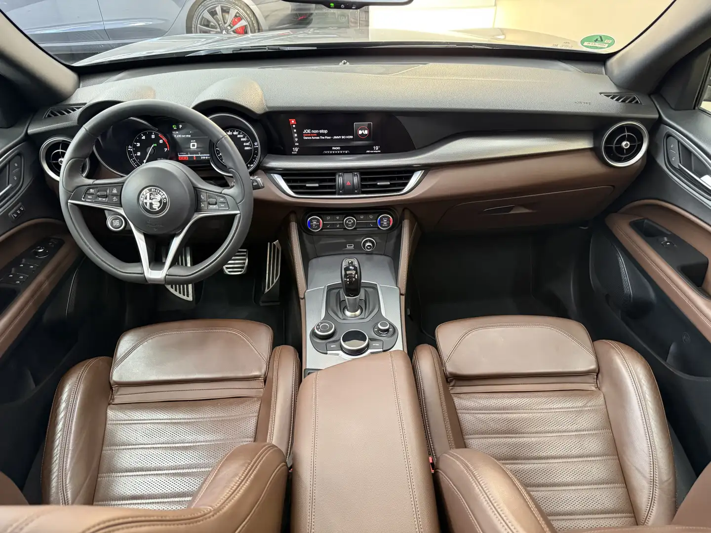 Alfa Romeo Stelvio 2.0 T AWD Super, 200Pk, 2018, 1ste eigenaar, BTW a Gris - 2
