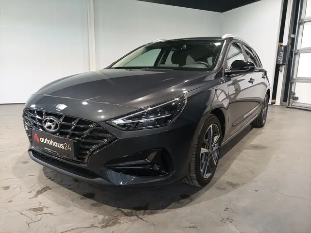Hyundai I30 view 3