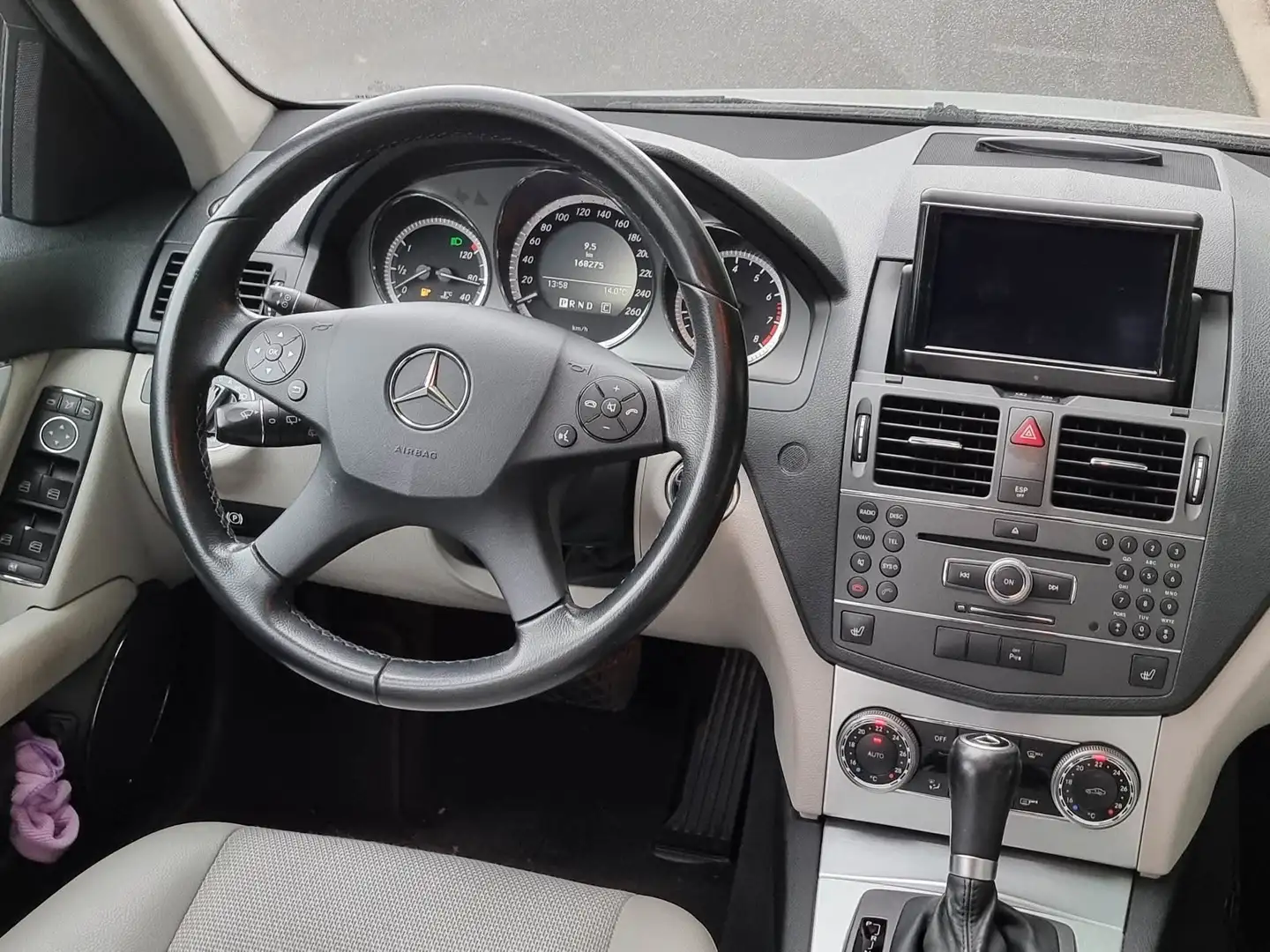 Mercedes-Benz C 250 CGI T Automatik BlueEFFICIENCY Elegance - 2