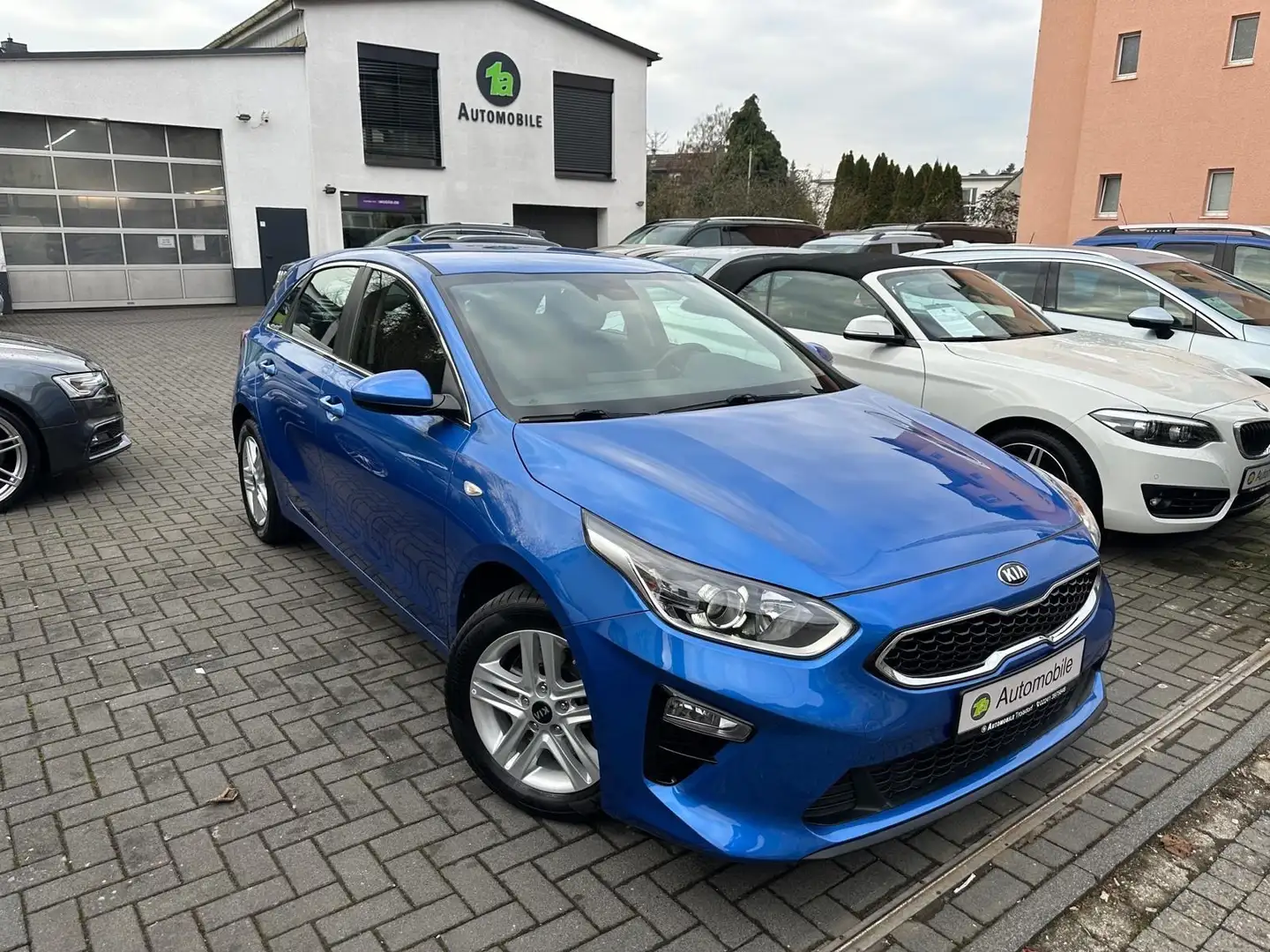 Kia Ceed / cee'd Ceed Vision*NAVI*PDC*SHZ*KAM*DAB*LHZ*TEMPOM. Blau - 1