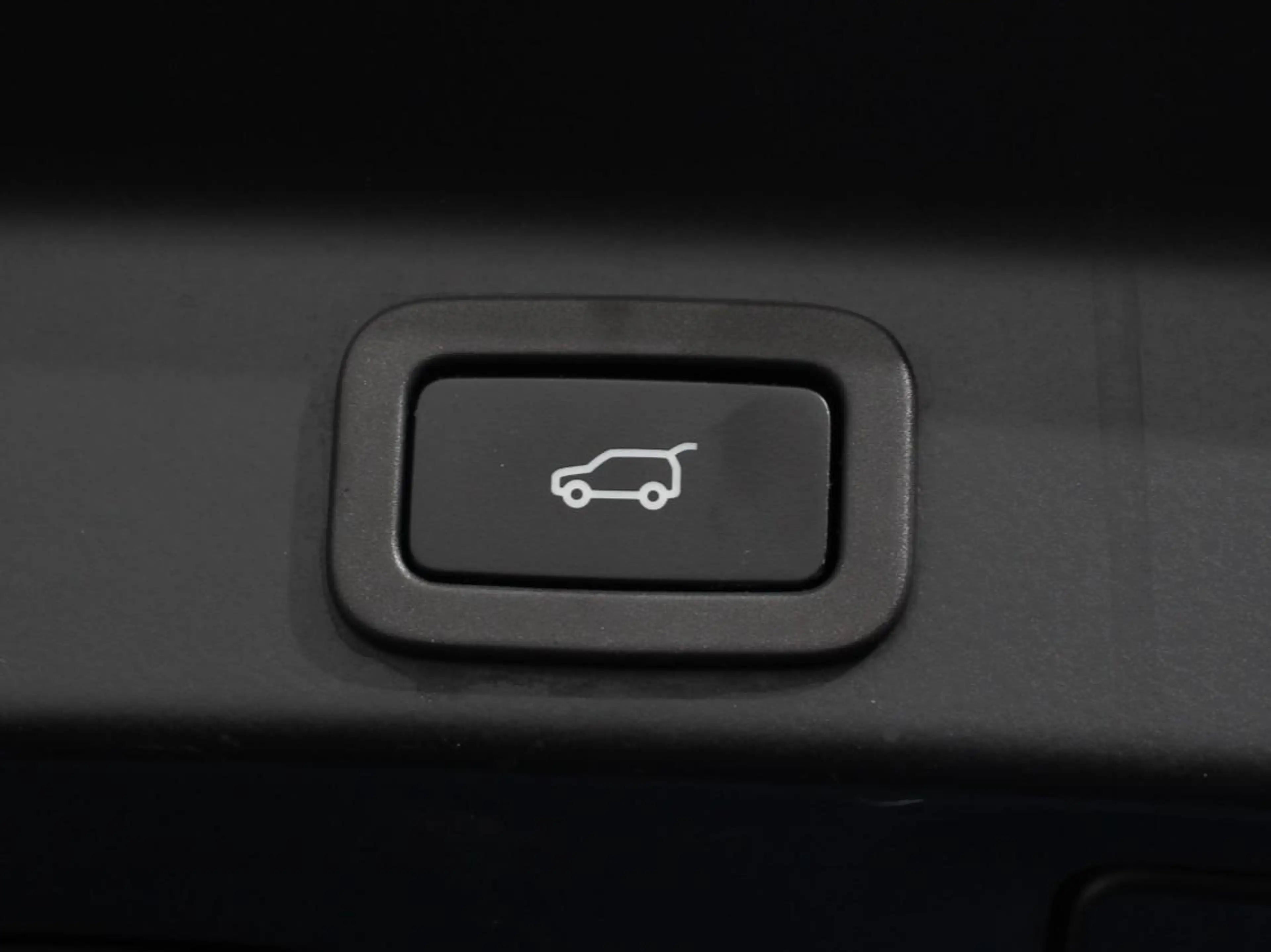 Jaguar F-Pace 5.0 V8 AWD SVR 551 pk Panorama dak Meridian sound — photo 10