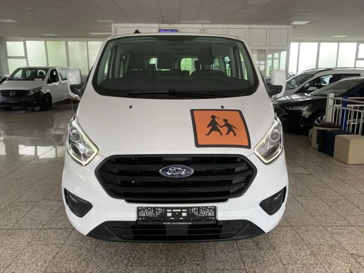 Ford Transit Custom Kombi 320 L2 9-SITZER+TEMP+KLIMA Weiß - 2