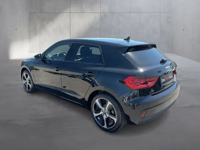 Audi A1 view 3