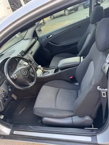 Mercedes-Benz C 200 C 200 Kompressor (203.742)