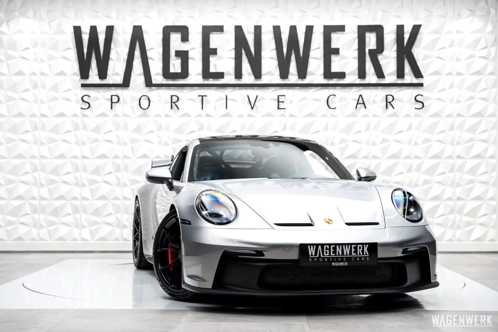 Porsche 992 GT3 PDK CLUBSPORT CARBONDACH LIFT MATRIX CARBONPA Silber - 1