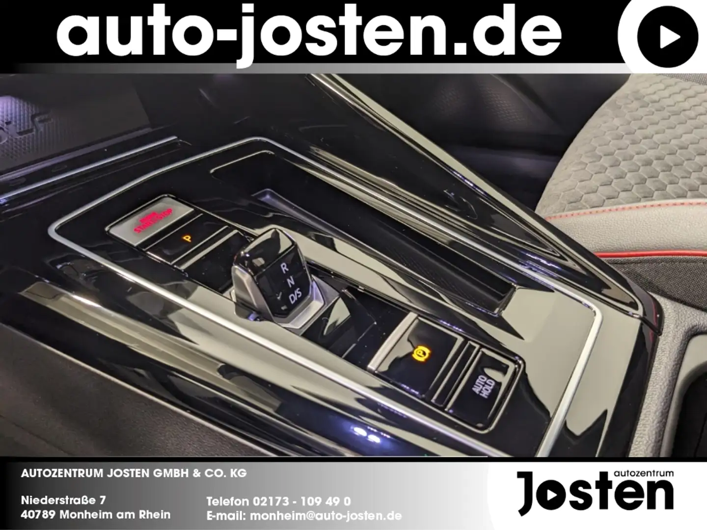 Volkswagen Golf GTI Clubsport Pano virtual Harman Kardon Bílá - 2