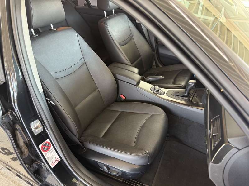 BMW 335 i Lim. Edition Sport AUT./XENON/NAVI/GD/H&K — photo 8