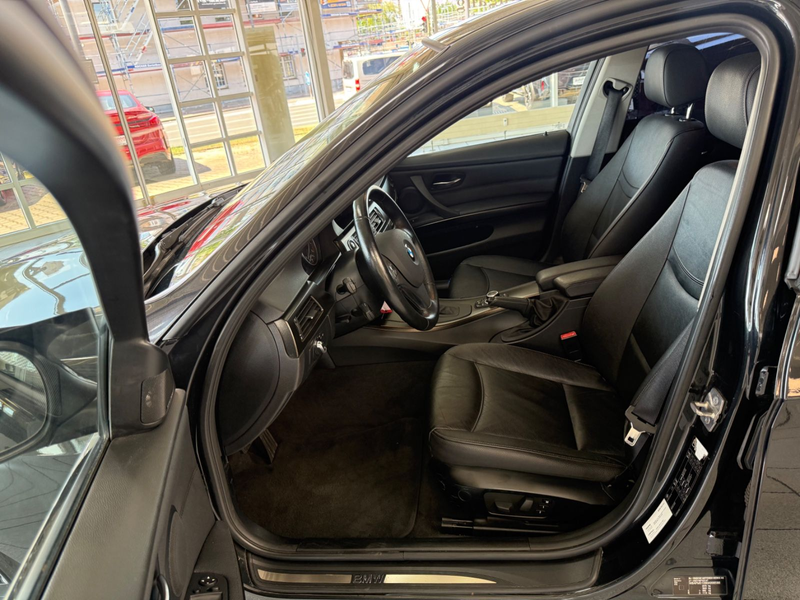 BMW 335 i Lim. Edition Sport AUT./XENON/NAVI/GD/H&K — photo 6