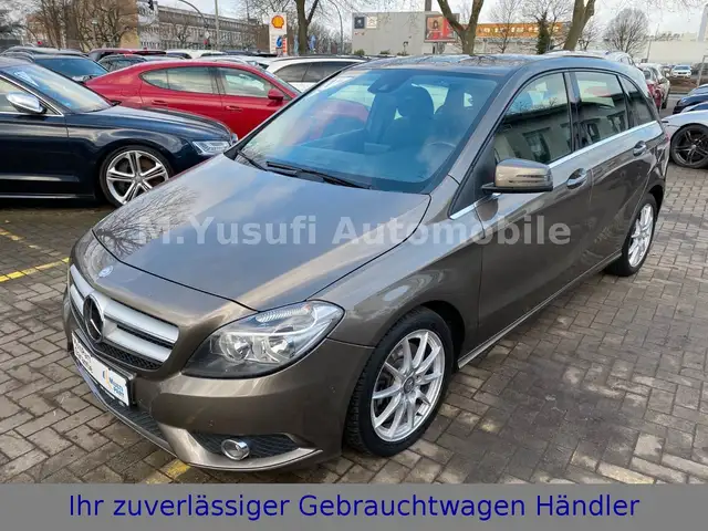 Mercedes-Benz B 220 CDI 7G-DCT SPORTPAKET EURO6|AHK|NAVI|SPUR