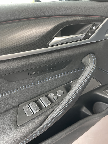 BMW 530 iA *** GARANTIE + PACK M + TOIT PANO + LED + FULL *** — photo 13