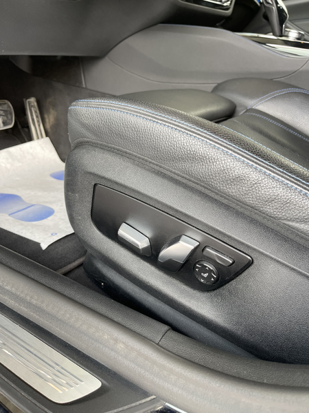 BMW 530 iA *** GARANTIE + PACK M + TOIT PANO + LED + FULL *** — photo 14