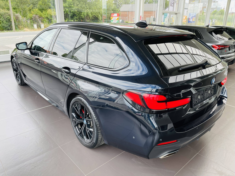 BMW 530 iA *** GARANTIE + PACK M + TOIT PANO + LED + FULL *** — photo 8