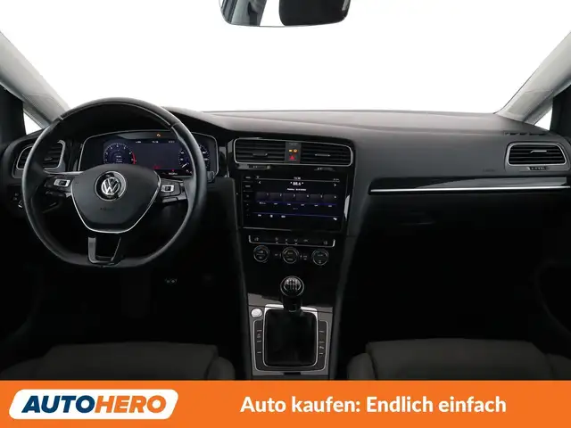Volkswagen Golf view 12