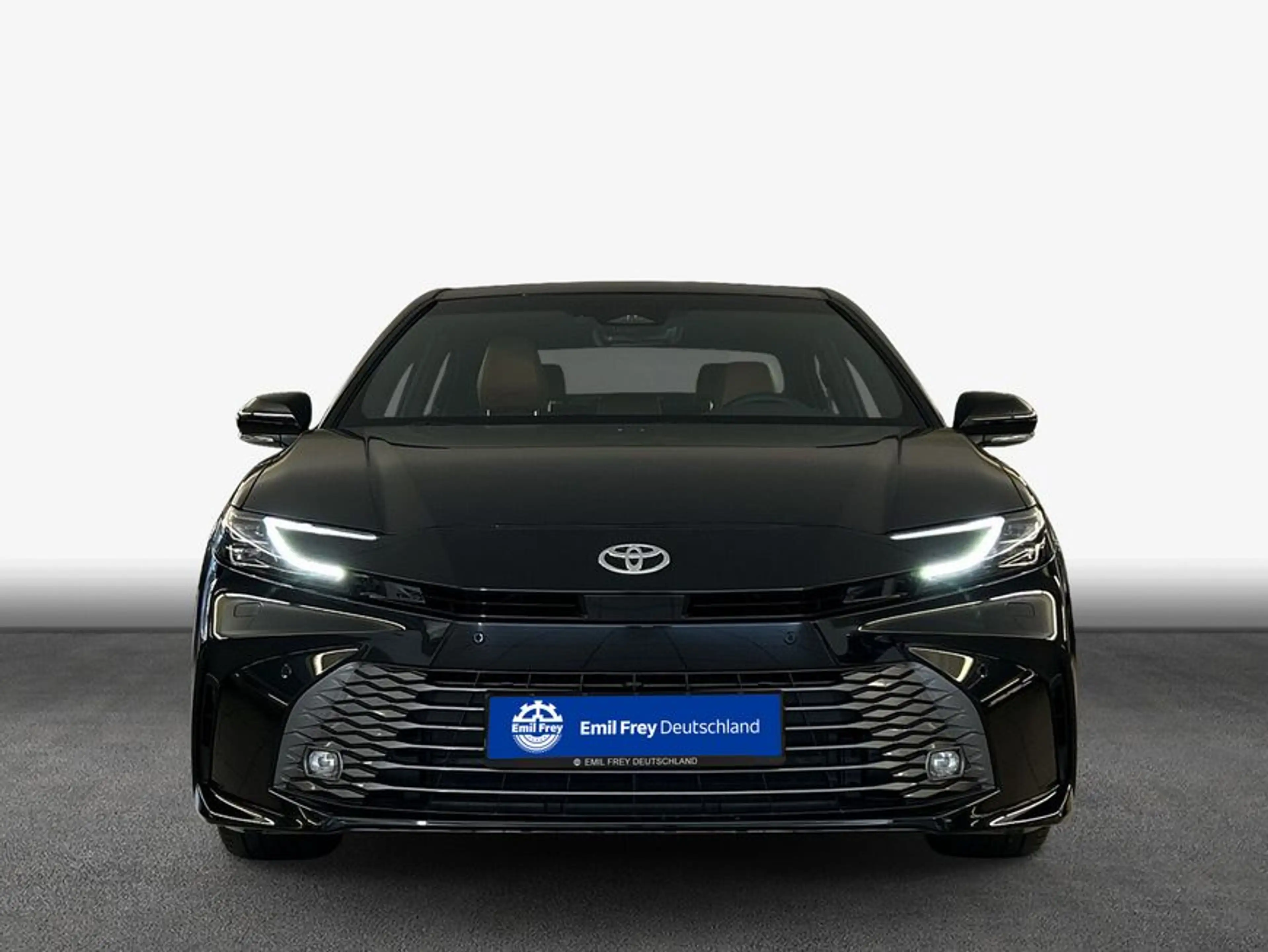 Toyota Camry 2.5 Hybrid Executive — photo 3