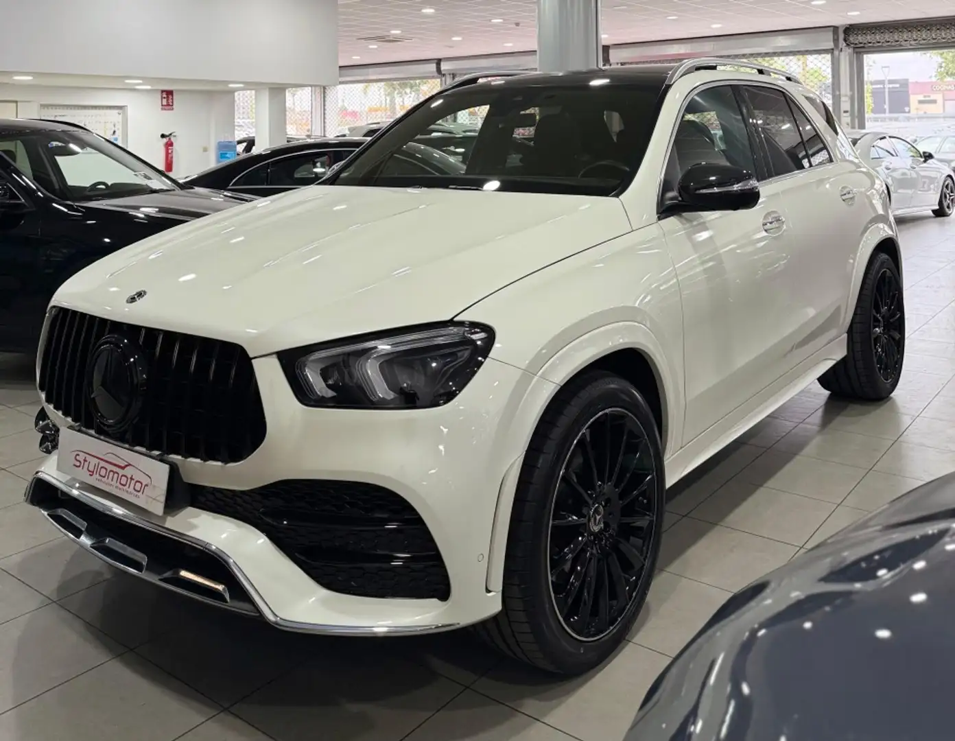 Mercedes-Benz GLE 350 Coupé 350d 4Matic Aut. Blanc - 1