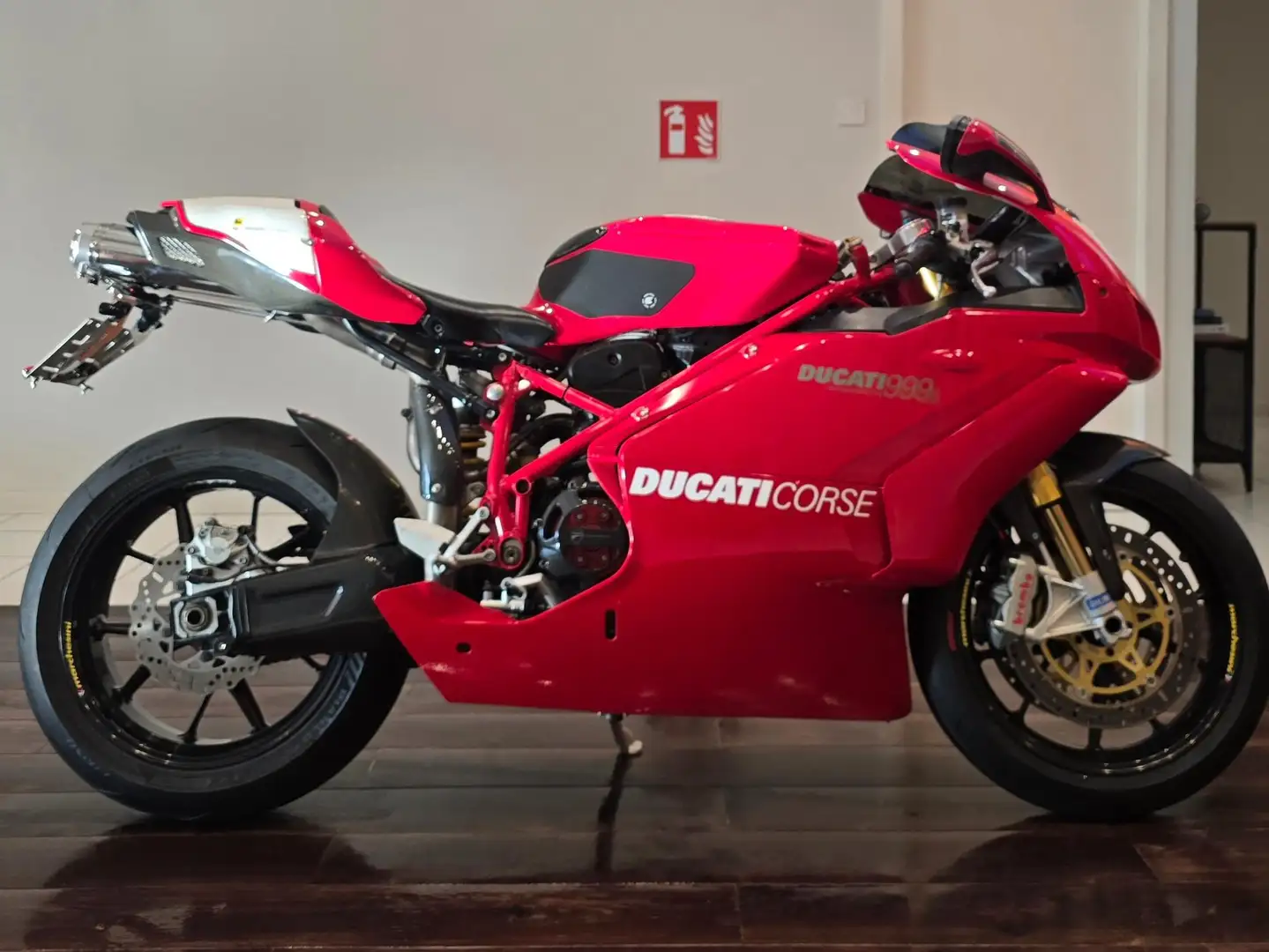 Ducati 999 S - 1
