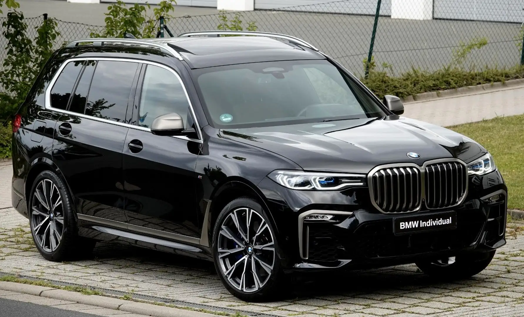 BMW X7 M50d *BOWERS & W* SKY LOUNGE* TV* INDIVIDUAL* Negro - 2