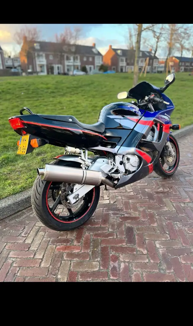 Honda CBR 600 Honda CBR600 F Sport (A2) Zwart - 2