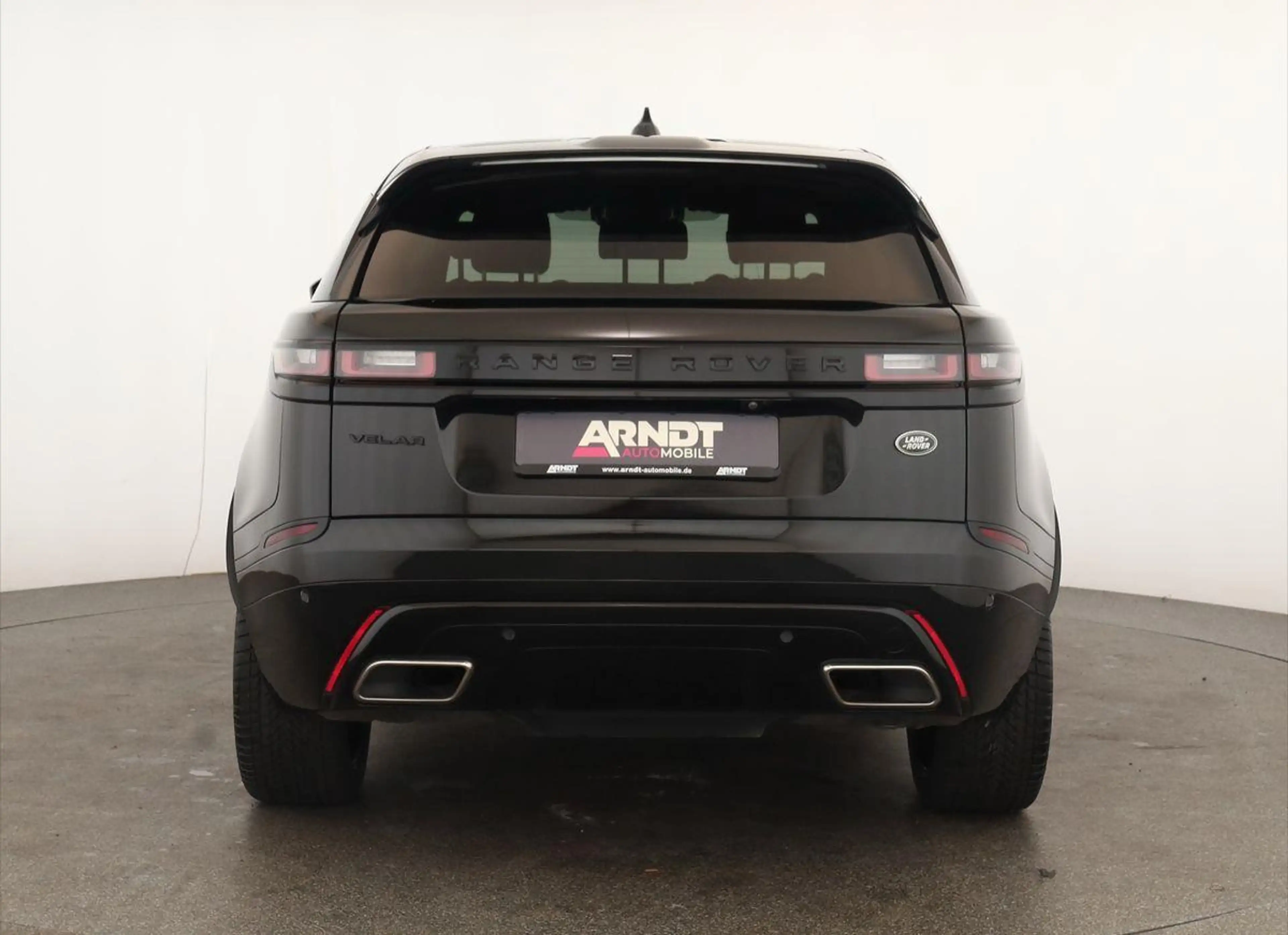 Land Rover Range Rover Velar P400 AWD R-Dynamic SE BLACK 22 — photo 6