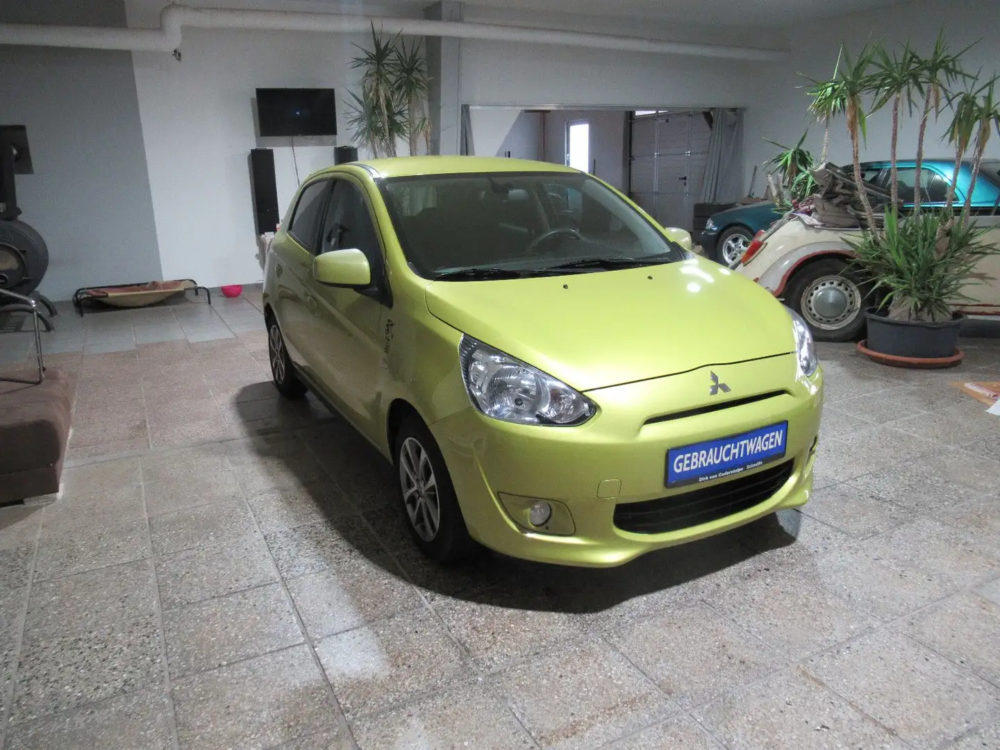 Mitsubishi Space Star 1.2 Klassik KLIMA Sitzheizung Giallo - 1