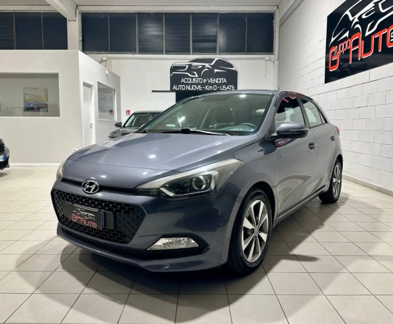 Hyundai i20 1.2 84 CV Comfort *NEOPATENTATI*UNIPROPRIETARIO* Grigio - 1