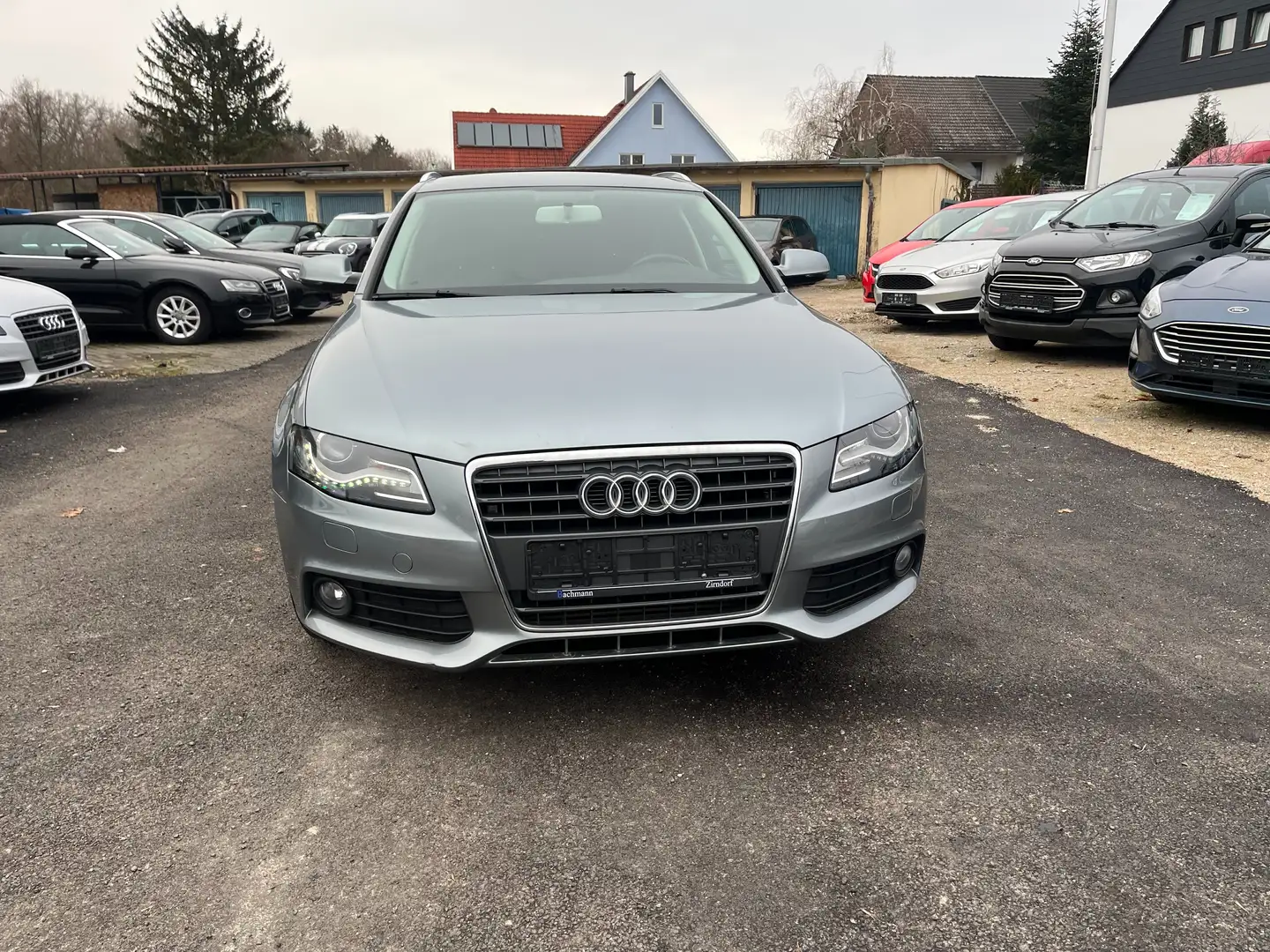 Audi A4 Attraction Gris - 1