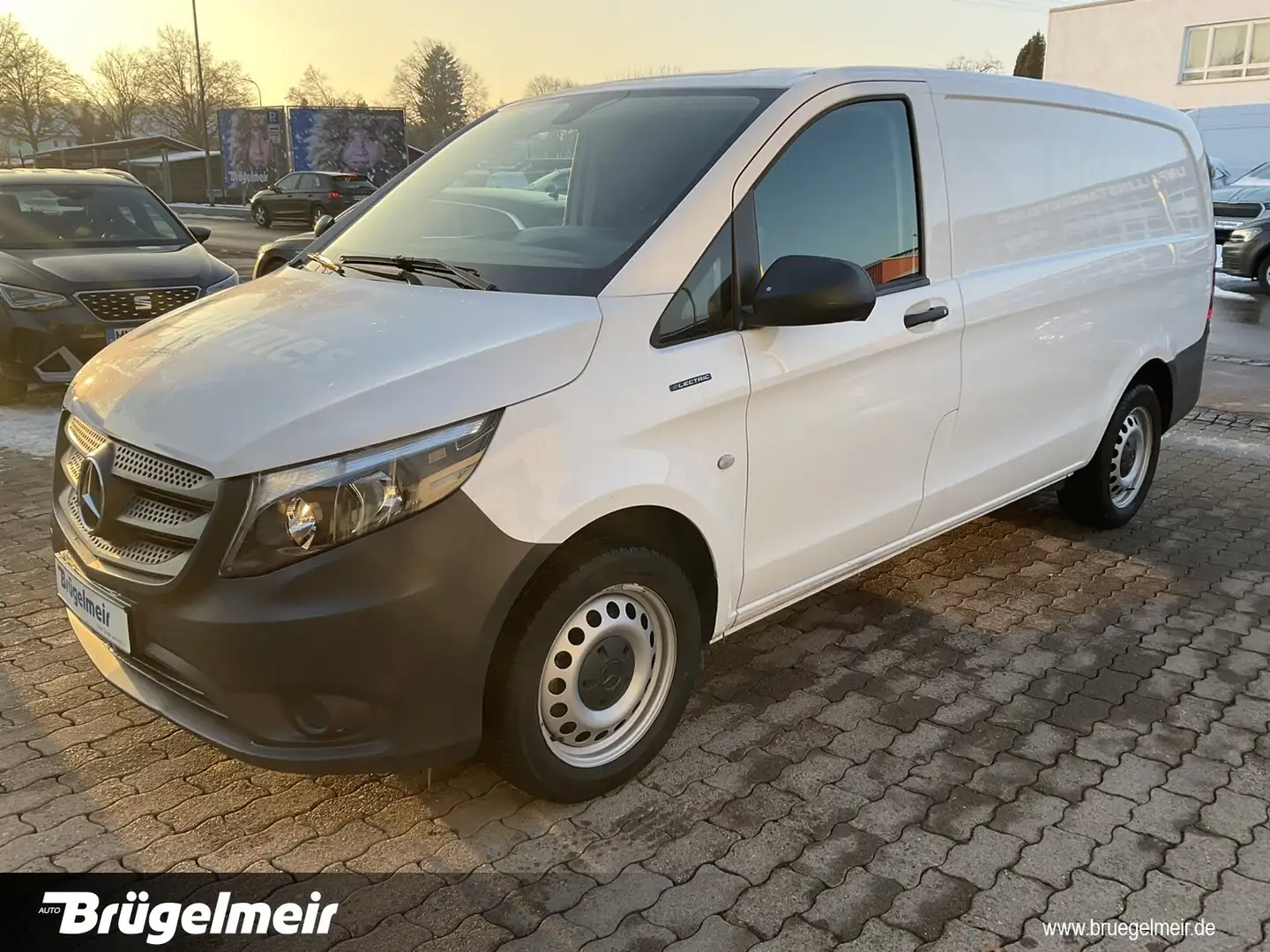 Mercedes-Benz eVito Kasten 111 lang HV-Batterie 35 kWh Weiß - 2