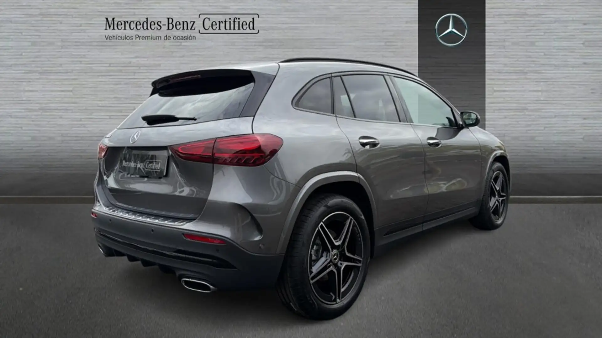 Mercedes-Benz GLA 200 d - 2