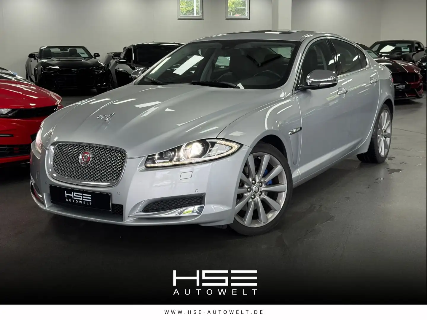Jaguar XF 3.0 V6 Diesel *LEDER / KAMERA / AUT* Silber - 1