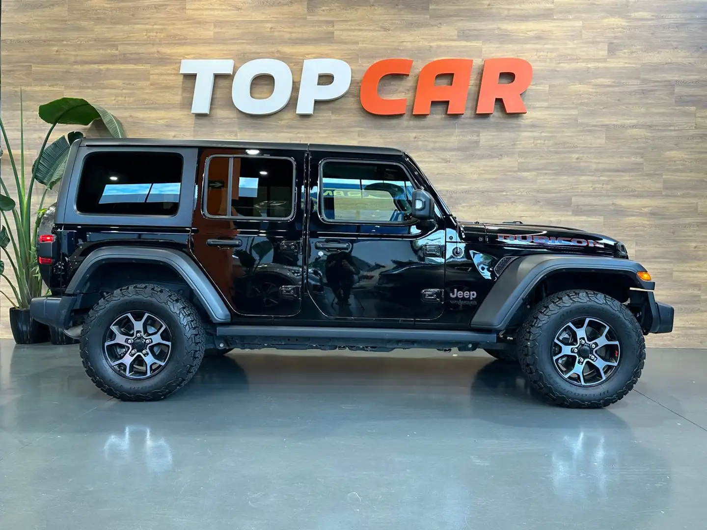Jeep Wrangler 2.0T Rubicon  8ATX Negro - 2