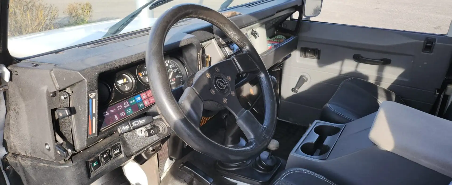 Land Rover Defender 130 Crew Cab HCPU Weiß - 2