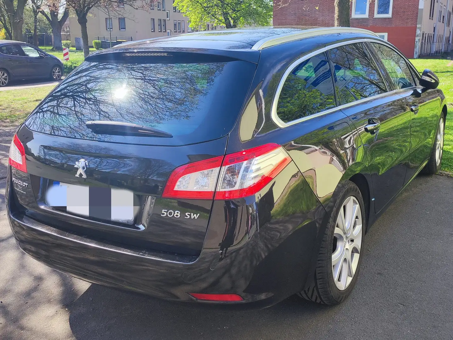 Peugeot 508 508+SW+HDi+FAP+140+Allure Hnědá - 2