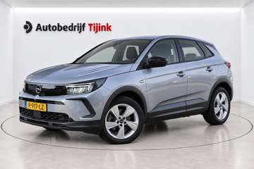 1.6 Turbo Plug-In Hybrid Business Edition | LED |