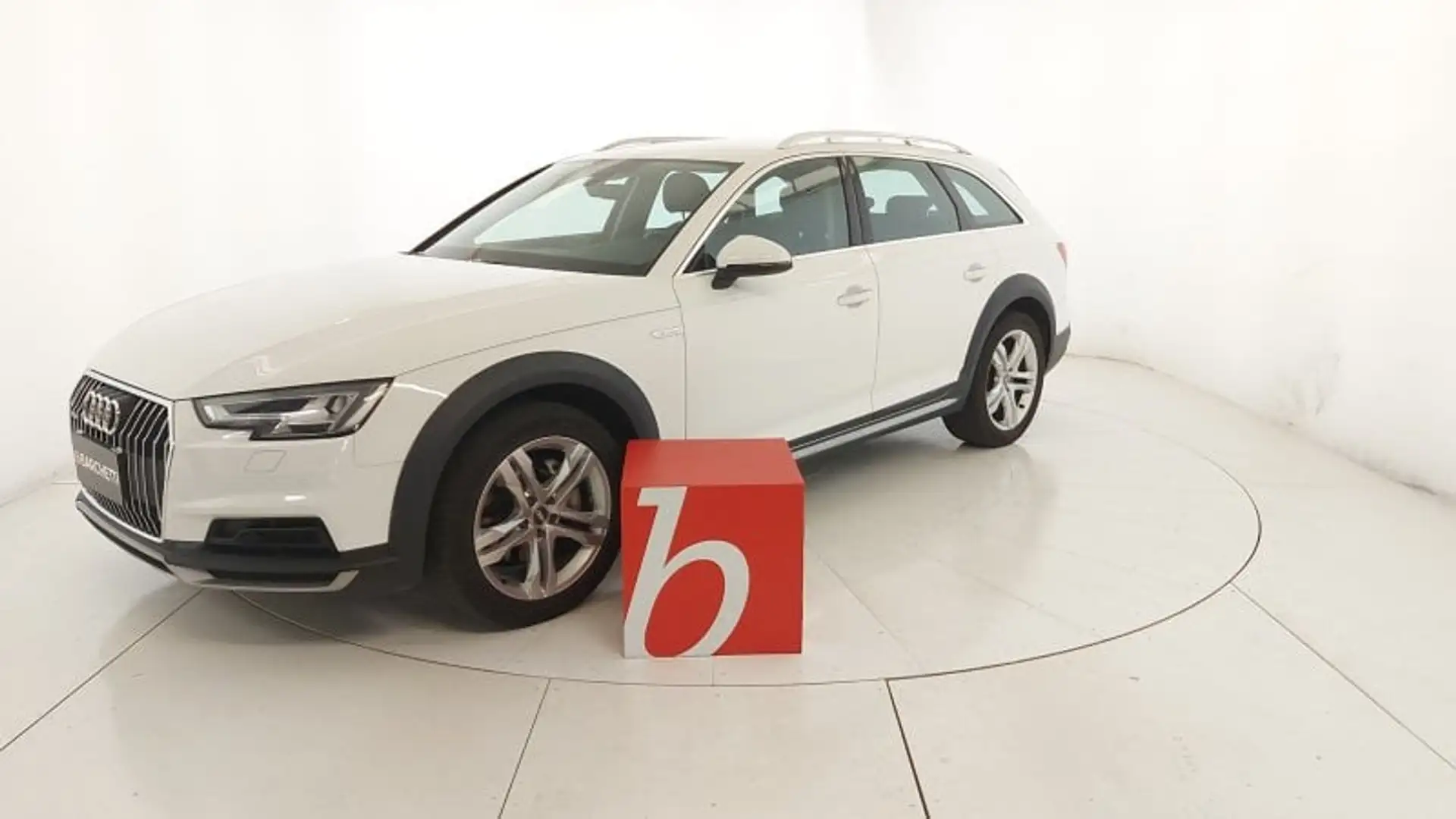 Audi A4 allroad 2ª SERIE 3.0 TDI 218 CV S TRONIC Bianco - 1